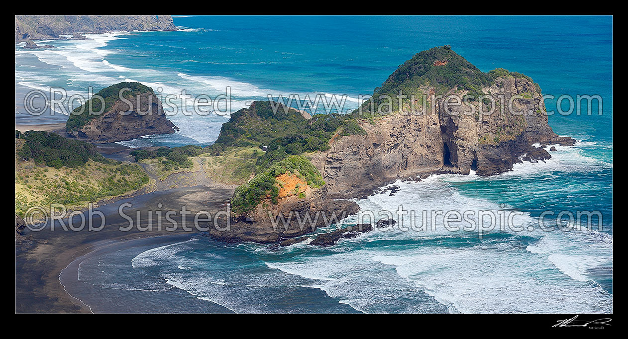 Image of Te Henga (Bethells Beach) village and houses next to Waiti Stream. Panorama, Bethells Beach, West Auckland, Waitakere City District, Auckland Region, New Zealand (NZ) stock photo image